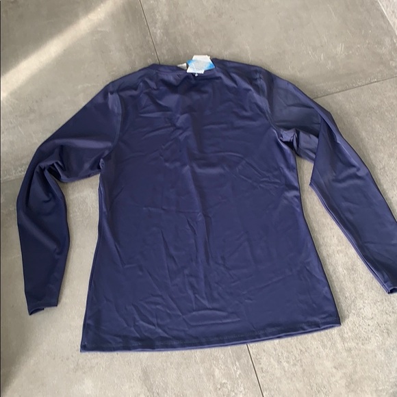 L.L. Bean Sun-blocking Rash-guard Top ππ»ββοΈ NWT - Picture 7 of 8